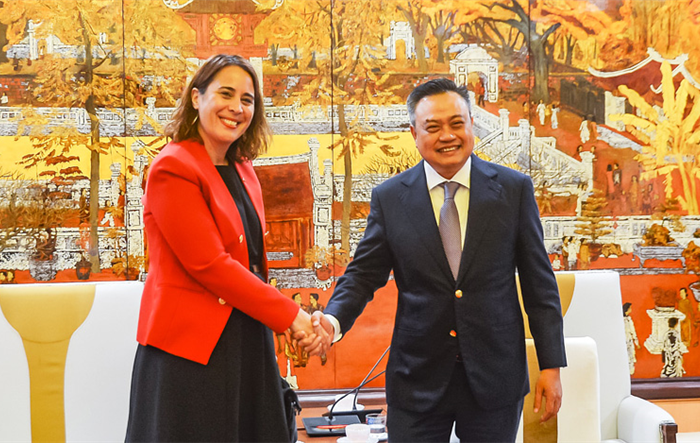 Chủ tịch UBND thành phố Trần Sỹ Thanh tiếp Đại sứ New Zealand 