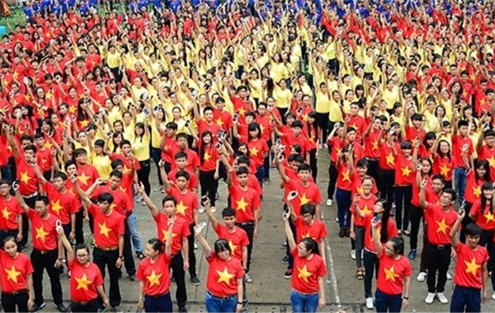 Đừng để tâm hồn treo ngược cành cây...