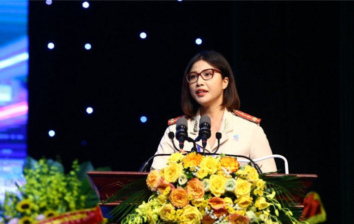 “Nâng cao vai trò của tổ chức Đoàn, đoàn viên, thanh niên trong việc định hướng, nhận viết, xử lý thông tin trên không gian mạng
