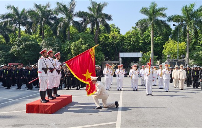 Lễ công bố quyết định Trung đoàn Cảnh sát cơ động dự bị chiến đấu Công an thành phố Hà Nội