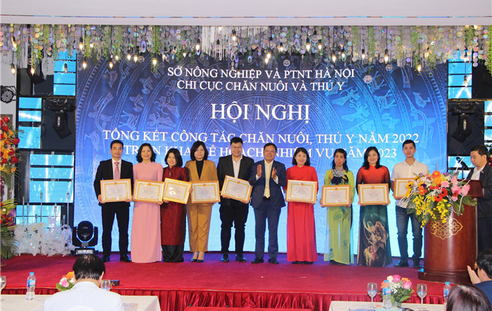 Đẩy mạnh xây dựng liên kết chuỗi trong chăn nuôi, tạo nguồn thực phẩm sạch, an toàn