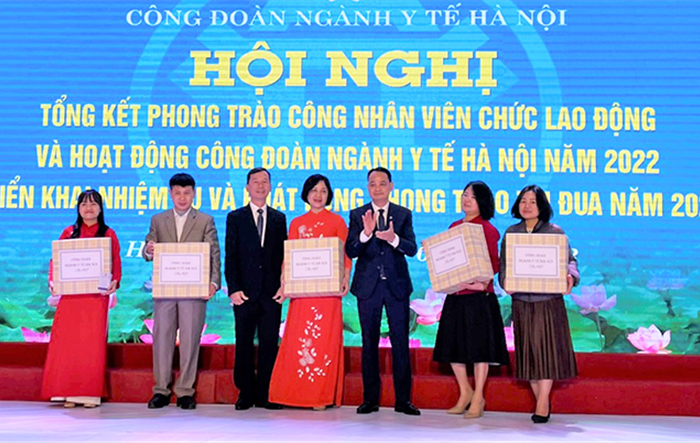 Công đoàn ngành Y tế Hà Nội phát động thi đua năm 2023