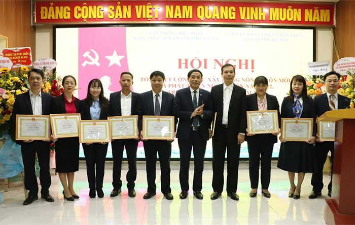 Xây dựng nông thôn mới thực chất, vững bền, theo tiêu chí đô thị