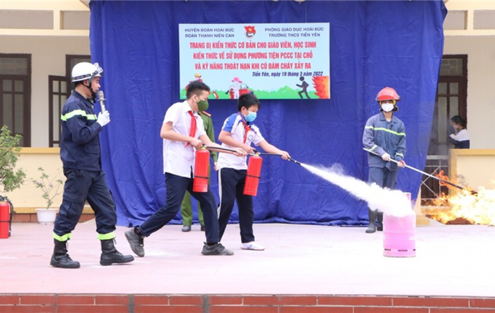 Tăng cường trang bị kiến thức, kỹ năng phòng cháy cho học sinh trên địa bàn thành phố