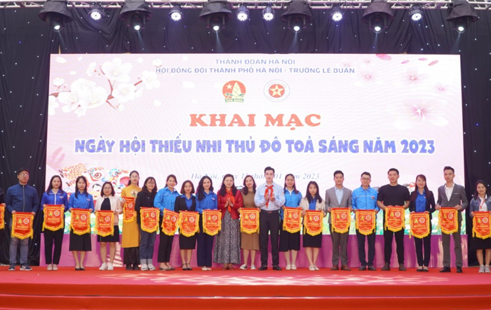 Tưng bừng khai mạc Ngày hội thiếu nhi Thủ đô toả sáng năm 2023