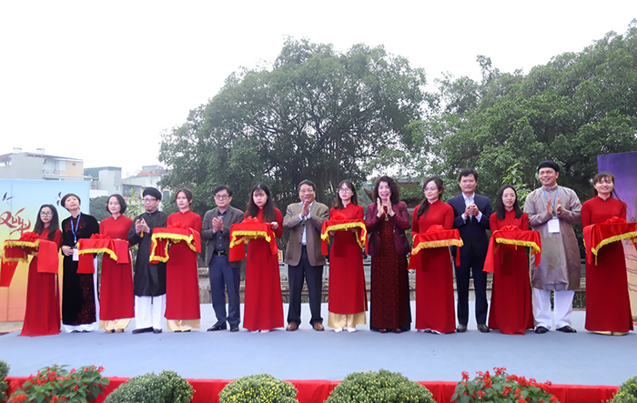 Khai mạc Hội chữ Xuân Quý Mão 2023 với chủ đề “Sư đạo tôn nghiêm”