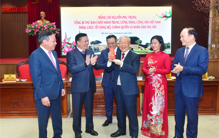 Tổng Bí thư Nguyễn Phú Trọng đề nghị Hà Nội gương mẫu đi đầu, làm gương cho cả nước như Bác Hồ căn dặn