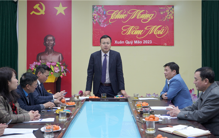 Chủ tịch Liên đoàn Lao động thành phố kiểm tra, nắm bắt tình hình công nhân, viên chức, lao động sau kỳ nghỉ Tết Quý Mão