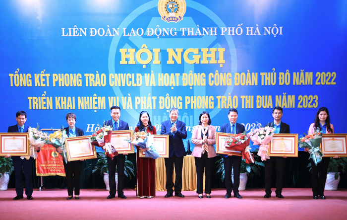 Nâng cao chất lượng đội ngũ cán bộ và hoạt động Công đoàn Thủ đô