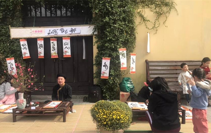Trải nghiệm văn hoá ngày xuâm tại chương trình ''Chạm Tết xưa, đón Tết nay'' 