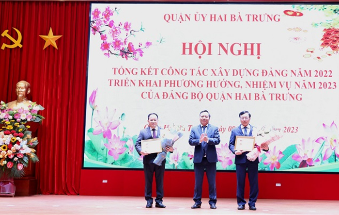 Nâng cao ý thức trách nhiệm, tăng cường kiểm tra, giám sát về công vụ