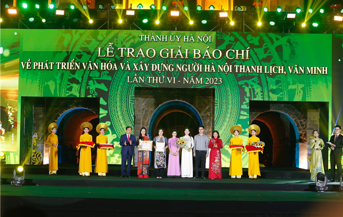 Lễ trao giải Báo chí Phát triển văn hóa và xây dựng người Hà Nội thanh lịch, văn minh lần thứ VI - năm 2023