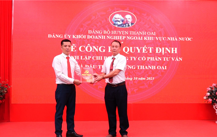 Công bố quyết định thành lập Chi bộ Công ty cổ phần tư vấn và đầu tư xây dựng Thanh Oai