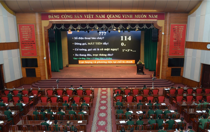  300 cán bộ, chiến sĩ tham gia tập huấn công tác phòng cháy, chữa cháy