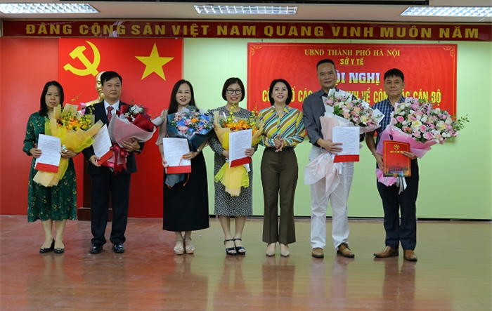 Sở Y tế công bố các quyết định về công tác cán bộ