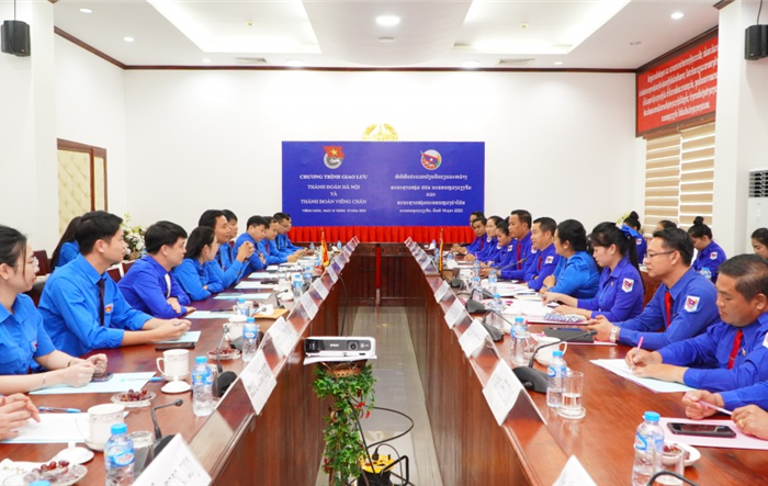 Đoàn công tác tuổi trẻ Thủ đô thăm và làm việc tại Thủ đô Viêng Chăn (Lào)