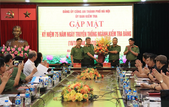 Uỷ ban Kiểm tra Đảng uỷ Công an thành phố kỷ niệm 75 năm Ngày truyền thống Ngành Kiểm tra của Đảng