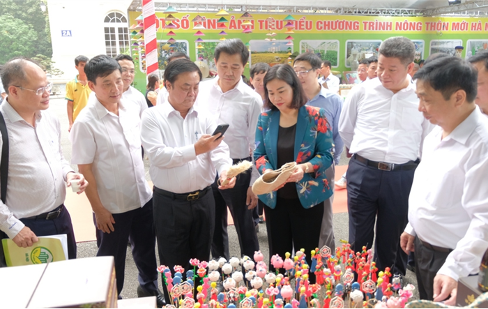 Thành phố Hà Nội: Kiện toàn thành viên Ban Chỉ đạo Chương trình số 04-CTr/TU