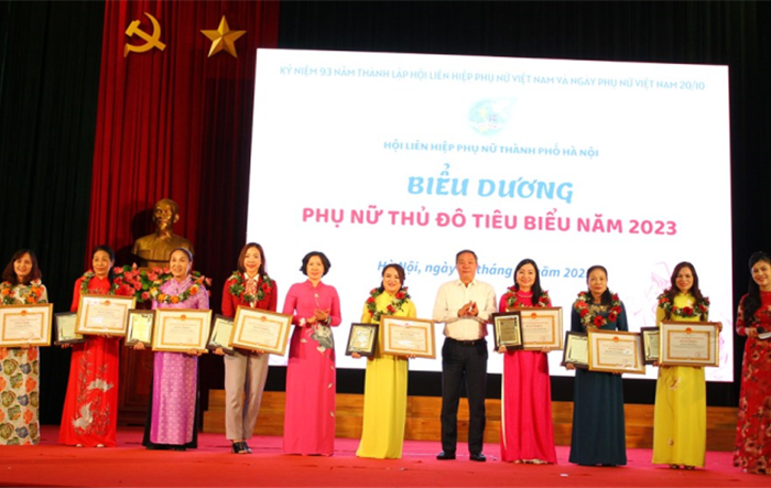 Vai trò của phụ nữ trong sự phát triển của Thủ đô