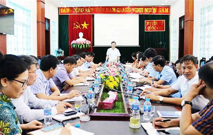 Lắng nghe cơ sở, giải quyết việc dân cần
