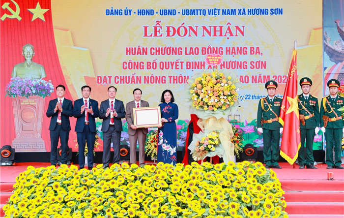 Xã Hương Sơn (huyện Mỹ Đức) đạt chuẩn nông thôn mới nâng cao năm 2022