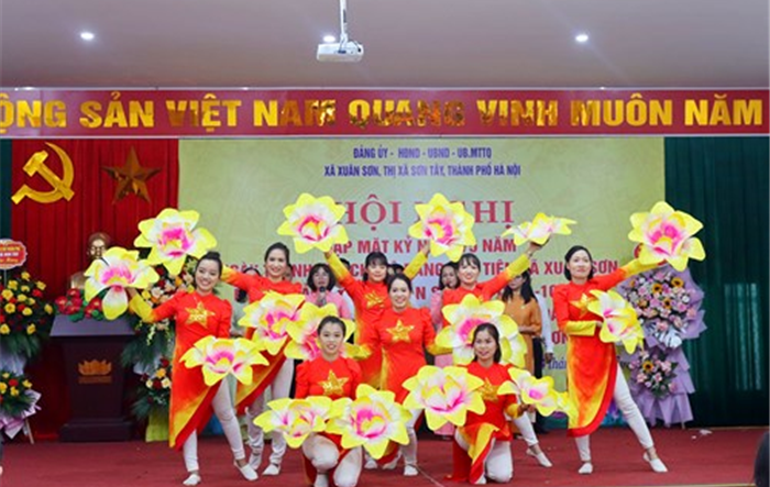 Đảng bộ xã Xuân Sơn (thị xã Sơn Tây) kỷ niệm 75 năm Ngày thành lập Chi bộ Đảng đầu tiên 