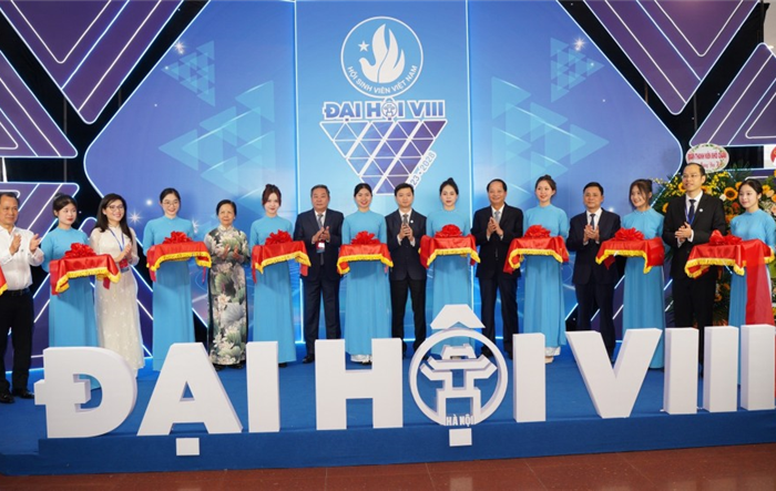 Khai mạc triển lãm "Sắc màu sinh viên Thủ đô”