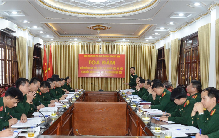 Đổi mới công tác giáo dục khoa học xã hội và nhân văn trong nhà trường Quân đội
