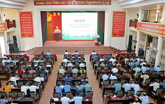 Thị xã Sơn Tây tập huấn nghiệp vụ công tác kiểm tra, giám sát, thi hành kỷ luật của Đảng