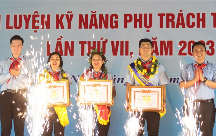 Hội đồng Đội thành phố: Trao 10 kỷ lục tại Trại Huấn huyện kỹ năng phụ trách thiếu nhi