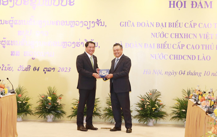 Chủ tịch UBND thành phố Trần Sỹ Thanh tiếp Đô trưởng Thủ đô Viêng Chăn