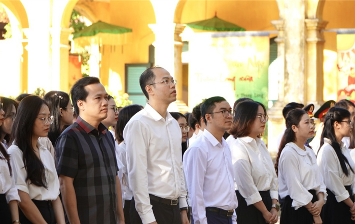 96 Thủ khoa xuất sắc dâng hương và báo công tại Hoàng thành Thăng Long