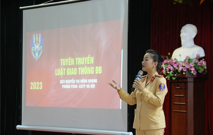 Hội nghị tập huấn, nâng cao nhận thức về an toàn giao thông cho cán bộ Đoàn