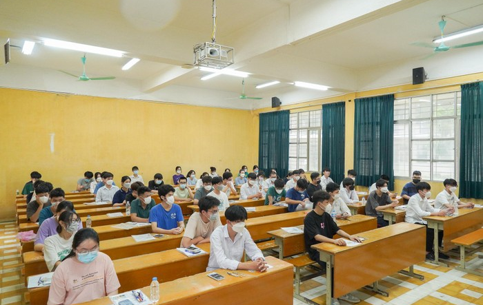 Thành phố Hà Nội yêu cầu tăng cường thực hiện văn hóa, chấn chỉnh một số hành vi thiếu chuẩn mực trong trường học