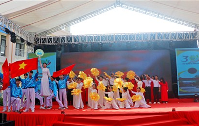 Trung tâm Giáo dục nghề nghiệp - Giáo dục thường xuyên thị xã Sơn Tây kỷ niệm 30 năm thành lập (1993-2023) 