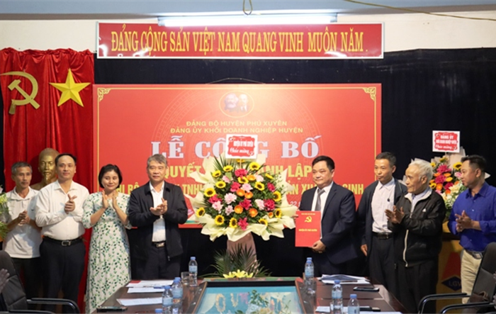 Công bố quyết định thành lập Chi bộ Công ty TNHH Thương mại và sản xuất An Sinh