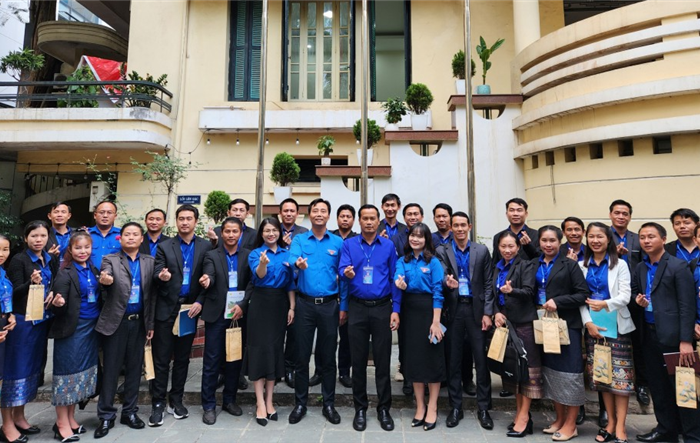 Vun đắp tình hữu nghị Việt - Lào