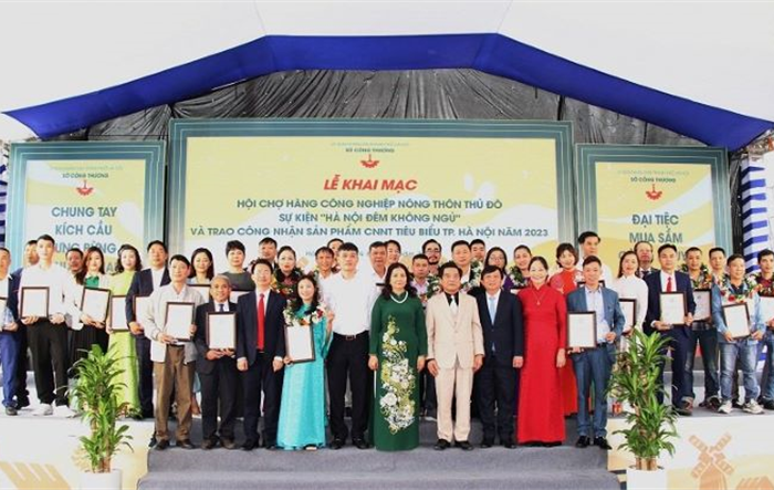 Khai mạc Hội chợ hàng công nghiệp nông thôn Thủ đô năm 2023
