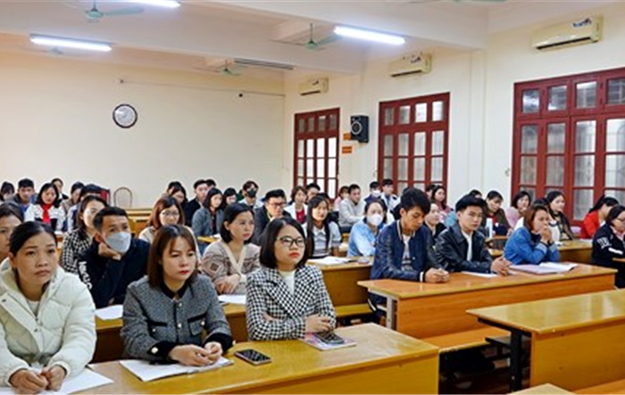 Thị xã Sơn Tây khai giảng lớp bồi dưỡng lý luận chính trị cho đảng viên năm 2023
