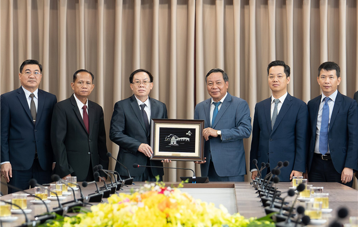 Phó Bí thư Thành ủy Hà Nội tiếp Đoàn đại biểu Thủ đô Viêng Chăn, CHDCND Lào