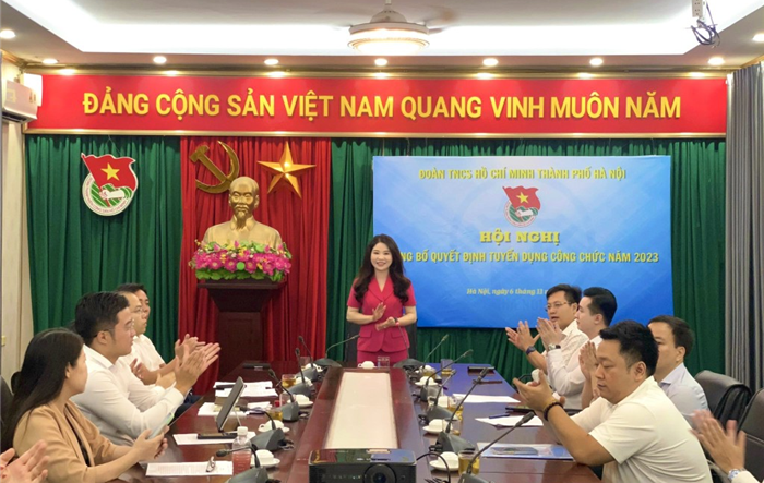 Thành đoàn Hà Nội tổ chức hội nghị công bố Quyết định tuyển dụng công chức