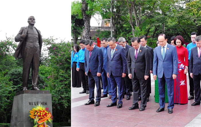 Đoàn đại biểu thành phố Hà Nội dâng hoa kỷ niệm 106 năm Cách mạng Tháng Mười Nga