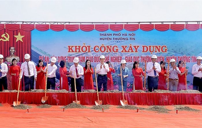 Chủ tịch HĐND thành phố Nguyễn Ngọc Tuấn dự lễ thông xe kỹ thuật Dự án Đường Nguyễn Trãi, huyện Thường Tín