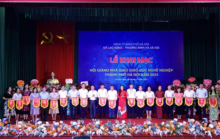 Lễ khai mạc Hội giảng nhà giáo giáo dục nghề nghiệp thành phố năm 2023