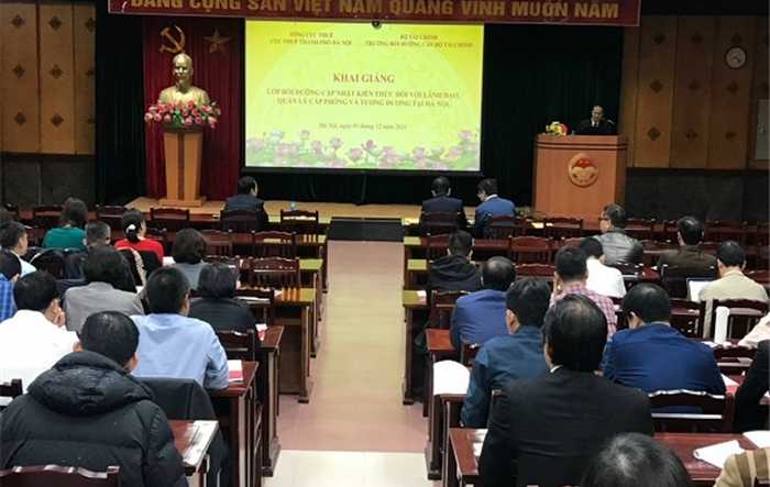 Cục Thuế thành phố Hà Nội: Bồi dưỡng cập nhật kiến thức lãnh đạo cấp phòng và quy hoạch cấp phòng