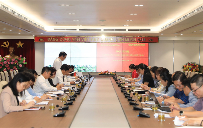 Thành phố Hà Nội và thành phố Hồ Chí Minh chia sẻ kinh nghiệm thực hiện dân chủ ở cơ sở