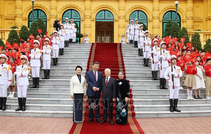Tổng Bí thư Nguyễn Phú Trọng chủ trì Lễ đón chính thức Tổng Bí thư, Chủ tịch nước Trung Quốc Tập Cận Bình