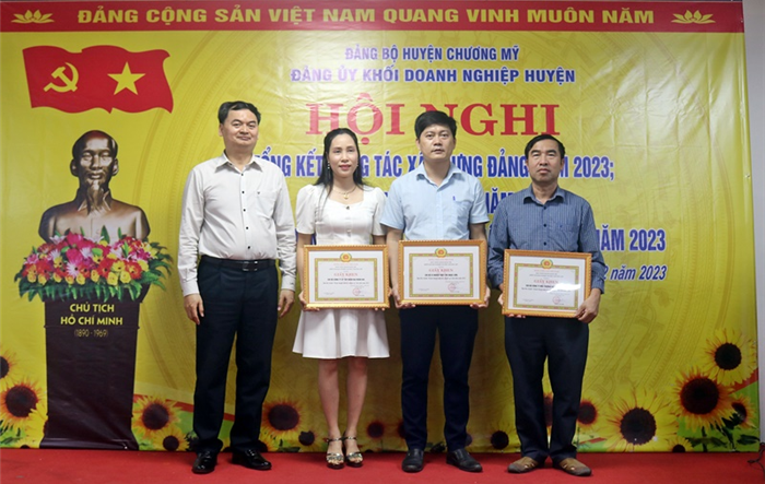 Đảng uỷ khối Doanh nghiệp huyện Chương Mỹ tổng kết công tác xây dựng Đảng năm 2023, triển khai nhiệm vụ năm 2024