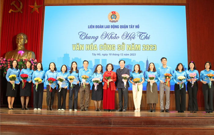 Quận Tây Hồ tổ chức chung khảo Hội thi văn hóa công sở năm 2023