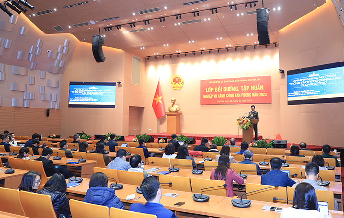 Bồi dưỡng công tác văn phòng cho công chức năm 2023